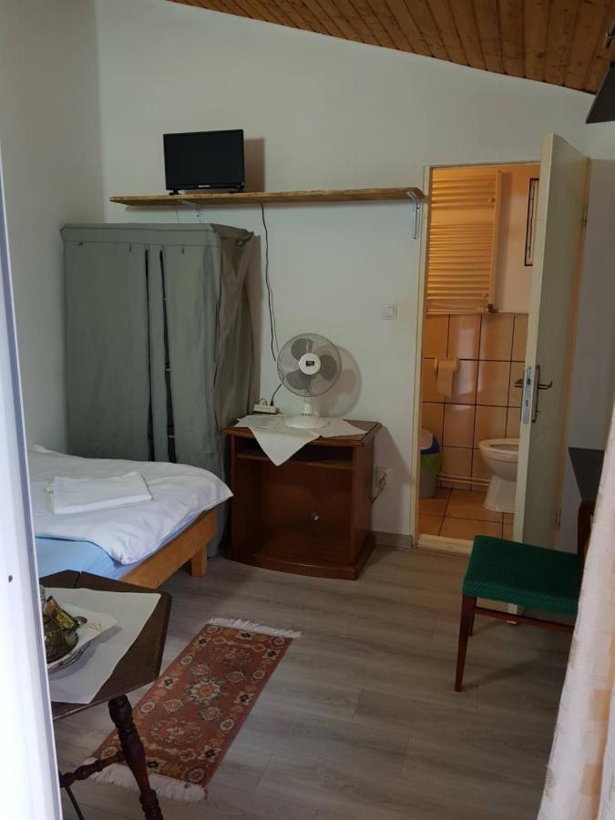 Hompot Accommodation Deva Exterior foto
