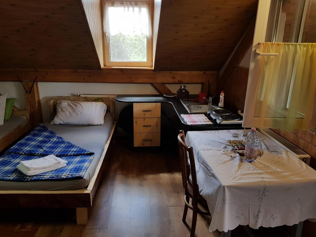 Hompot Accommodation Deva Exterior foto