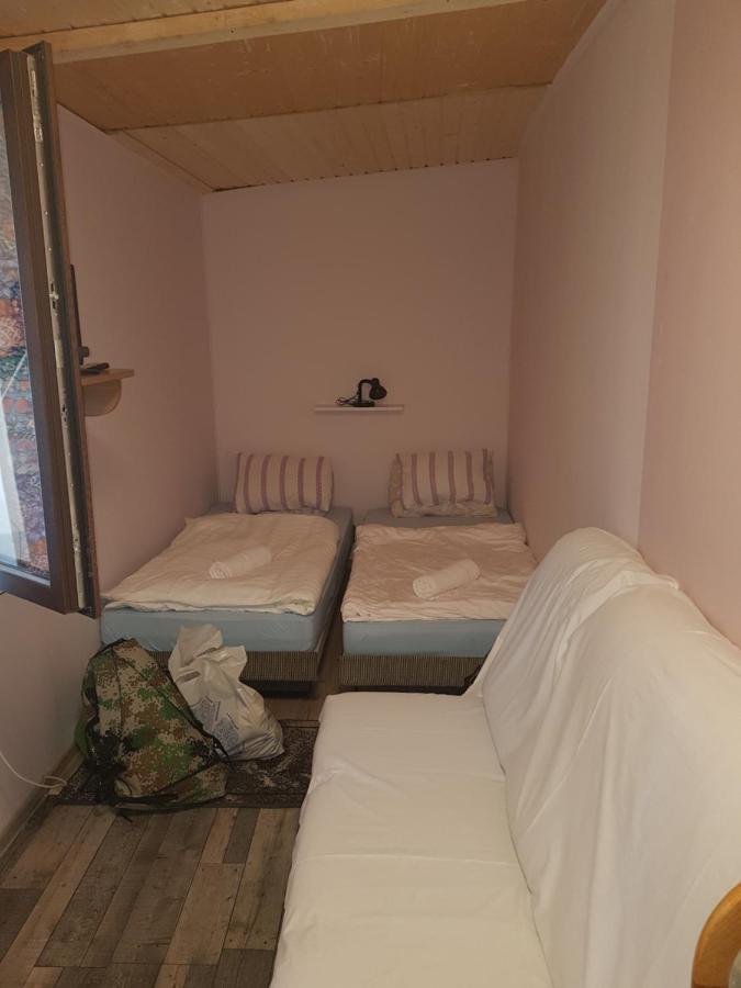 Hompot Accommodation Deva Exterior foto